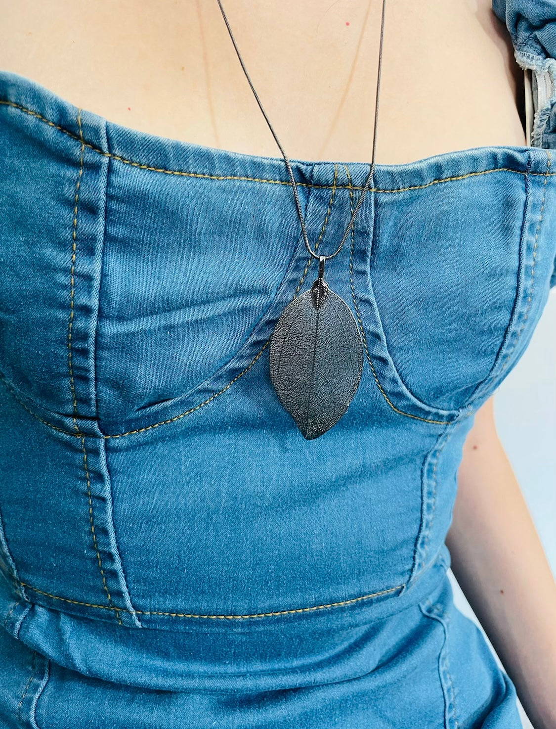 Skeleton Leaf Pendant Necklace in Gun Metal Grey